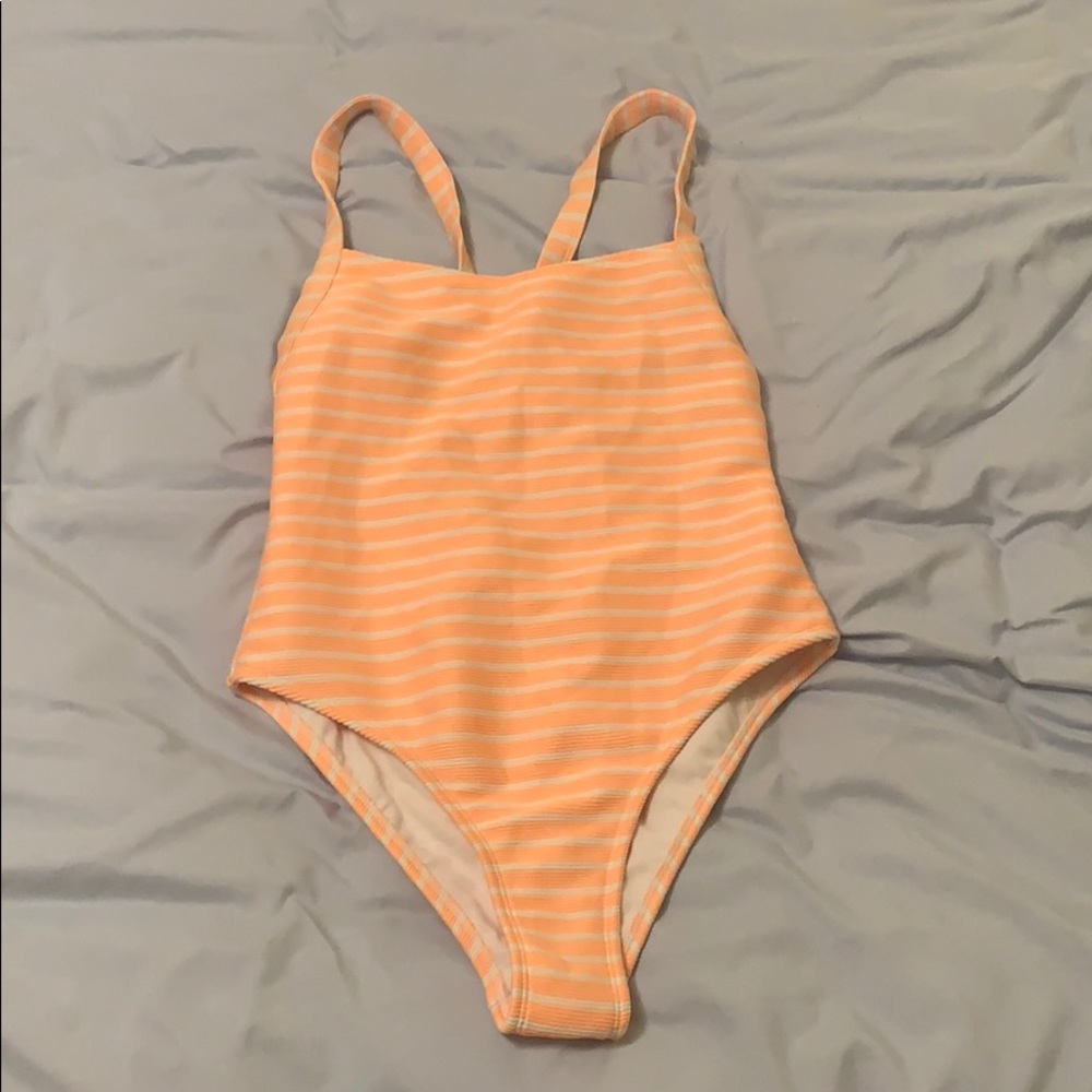 one piece bathing suit with padding